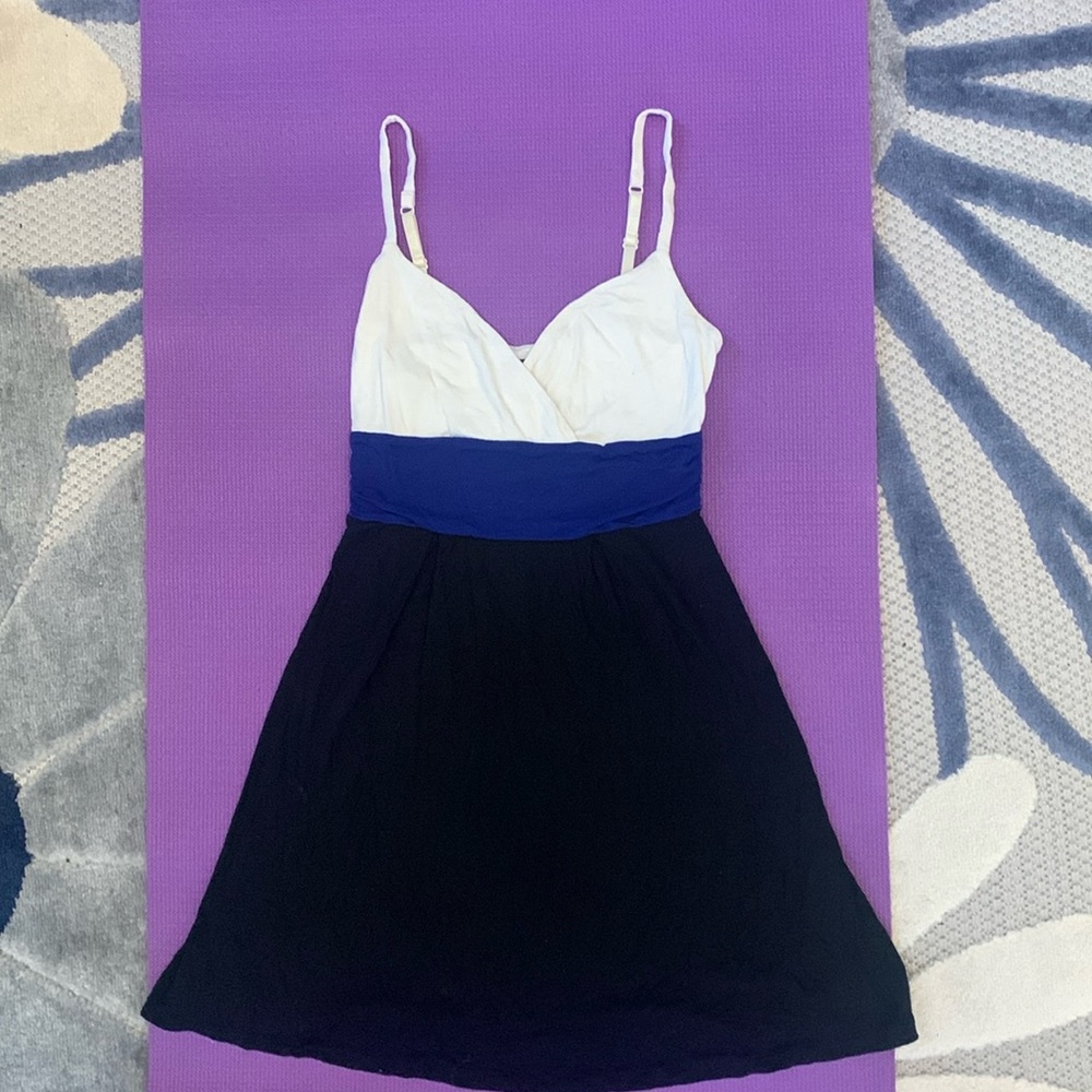 Express black white and blue mini dress size XS